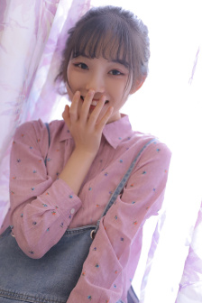 厨房掀裙子从后面进啪啪